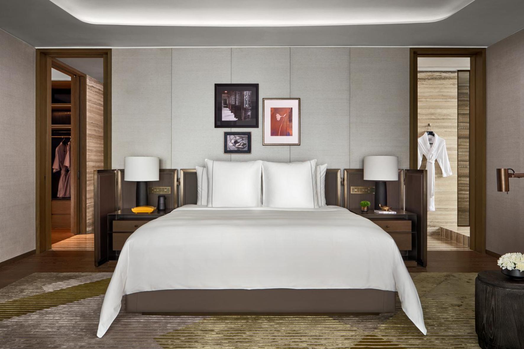 Rosewood Guangzhou, Enjoy Free Shuttle Bus Service Between The Hotel And The Canton Fair Complex During The Canton Fair Exterior photo